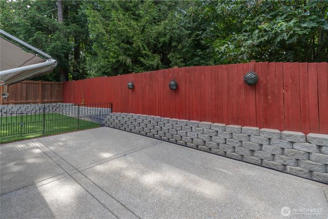 4000 NE Breakwater Court, Bremerton, WA 98311