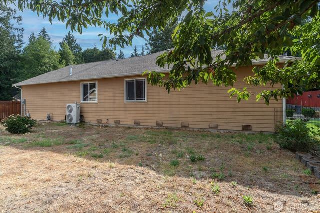 4000 NE Breakwater Court, Bremerton, WA 98311