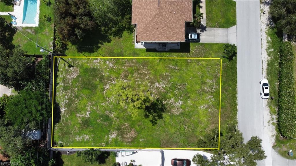 9090 Carolina ST, BONITA SPRINGS, FL 34135 — photo 2
