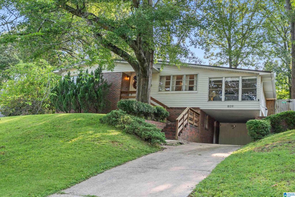 809 43RD STREET S, Birmingham, AL 35222