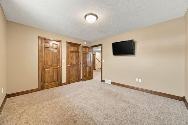 2302 10th Street W, West Fargo, ND 58078