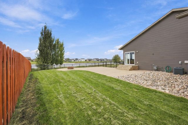 2302 10th Street W, West Fargo, ND 58078