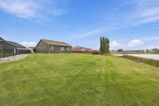 2302 10th Street W, West Fargo, ND 58078