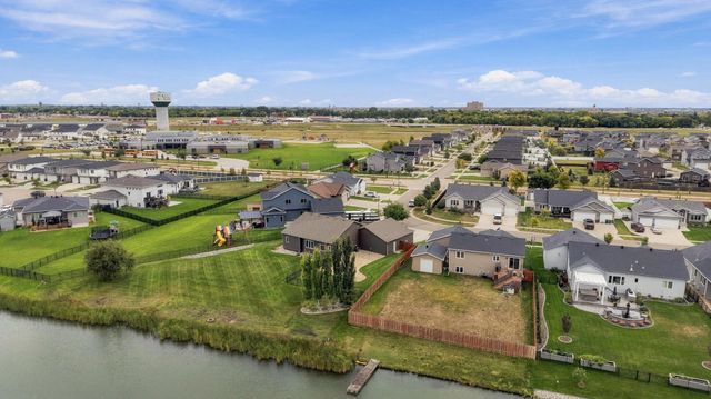2302 10th Street W, West Fargo, ND 58078