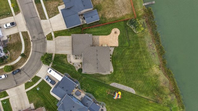 2302 10th Street W, West Fargo, ND 58078