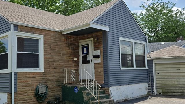 3746 Henry Avenue, Hammond, IN 46327