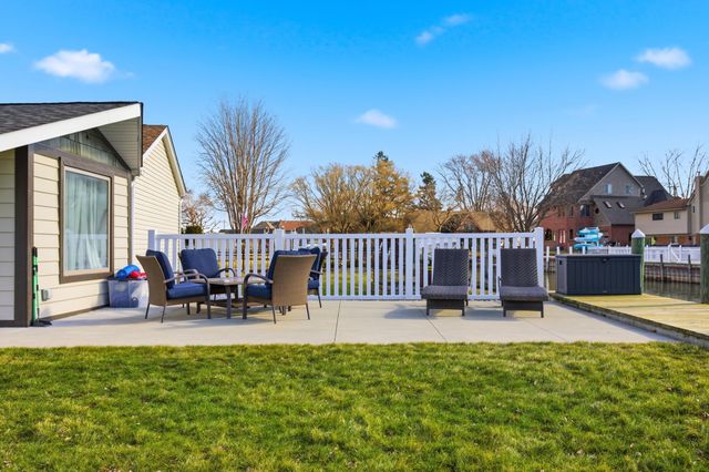 38310 Huron Pointe Drive, Harrison Twp, MI 48045