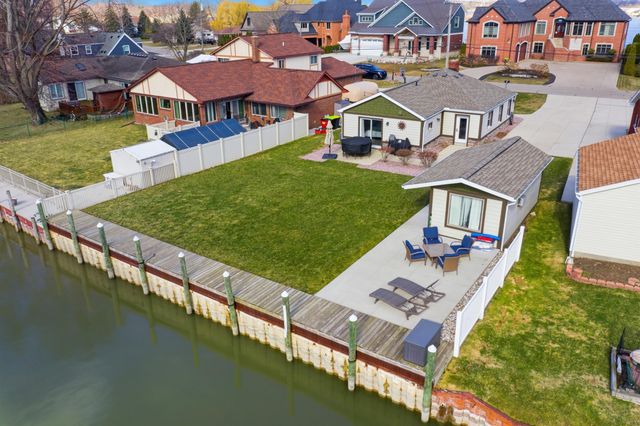 38310 Huron Pointe Drive, Harrison Twp, MI 48045