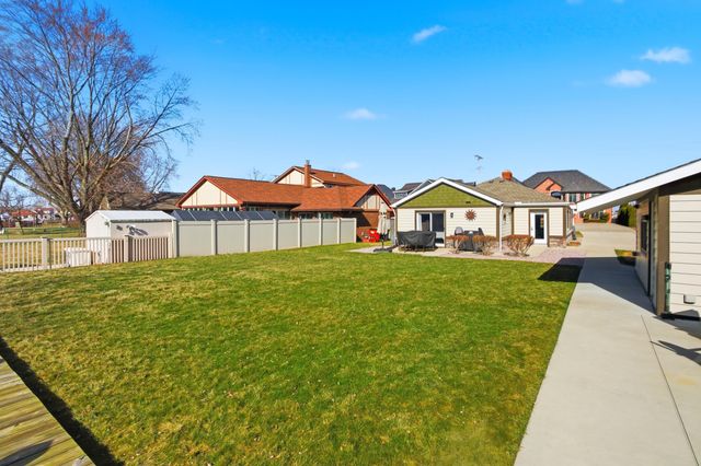 38310 Huron Pointe Drive, Harrison Twp, MI 48045