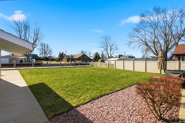 38310 Huron Pointe Drive, Harrison Twp, MI 48045