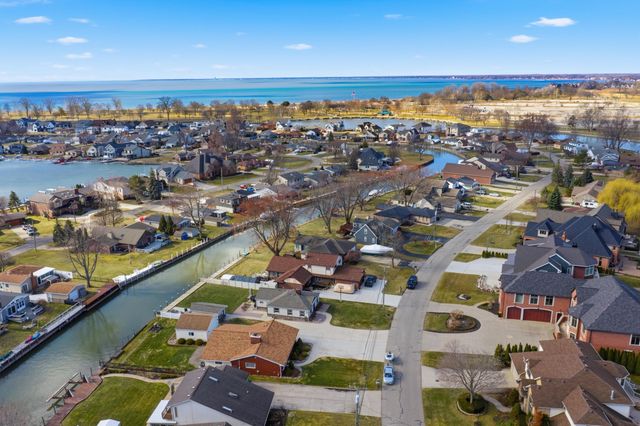 38310 Huron Pointe Drive, Harrison Twp, MI 48045