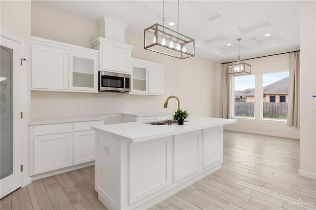 3817 Revilla Street, Edinburg, TX 78542