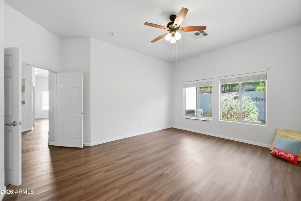 Image 18 of property listing at 6720 E ENCANTO Street 60, Mesa, AZ 85205