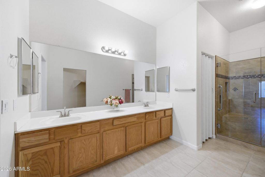 Image 20 of property listing at 6720 E ENCANTO Street 60, Mesa, AZ 85205