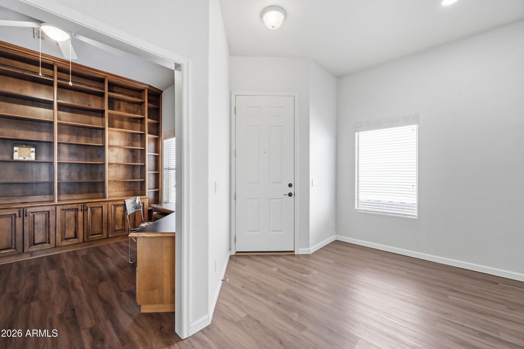 Image 5 of property listing at 6720 E ENCANTO Street 60, Mesa, AZ 85205