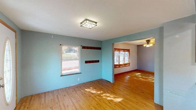 104 W BEGLEY STREET, Greenwood, WI 54437