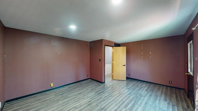 104 W BEGLEY STREET, Greenwood, WI 54437