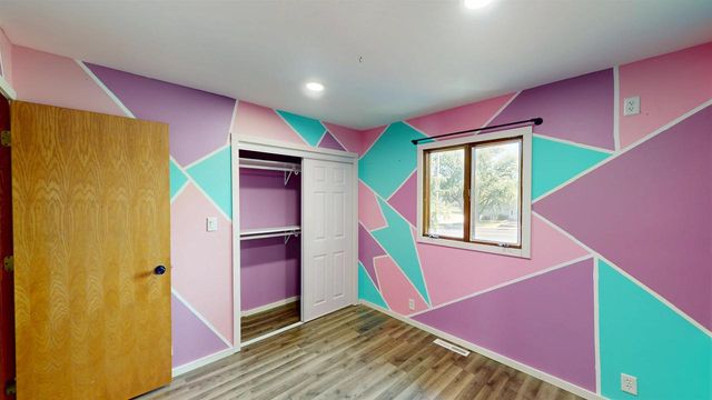 104 W BEGLEY STREET, Greenwood, WI 54437