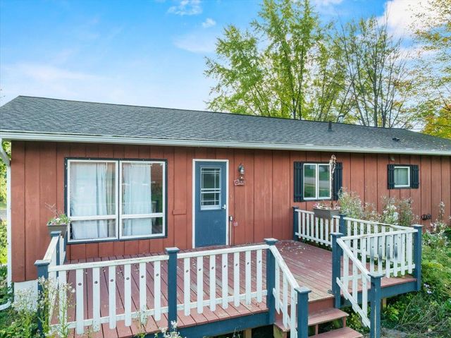 104 W BEGLEY STREET, Greenwood, WI 54437