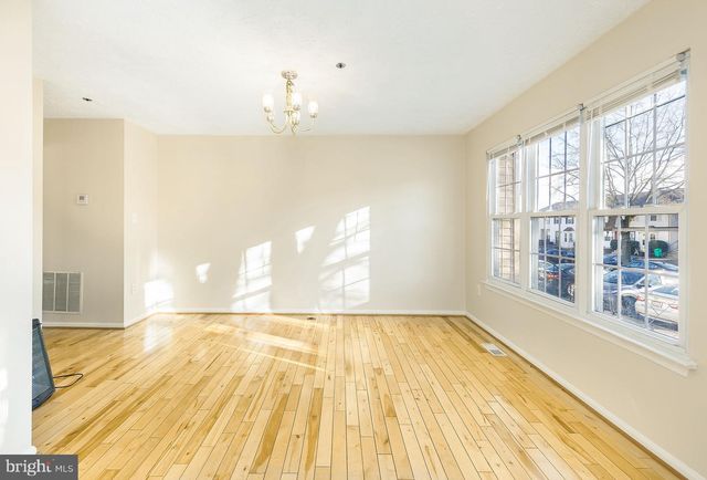 3720 SILVER PARK CT, Suitland, MD 20746