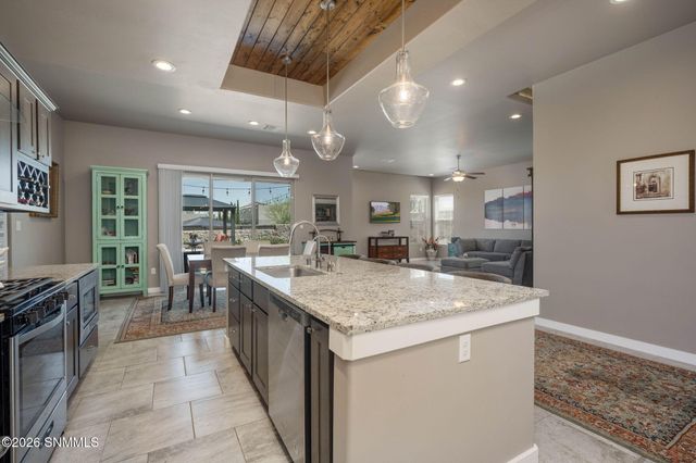 4641 Azure Hills Road, Las Cruces, NM 88011