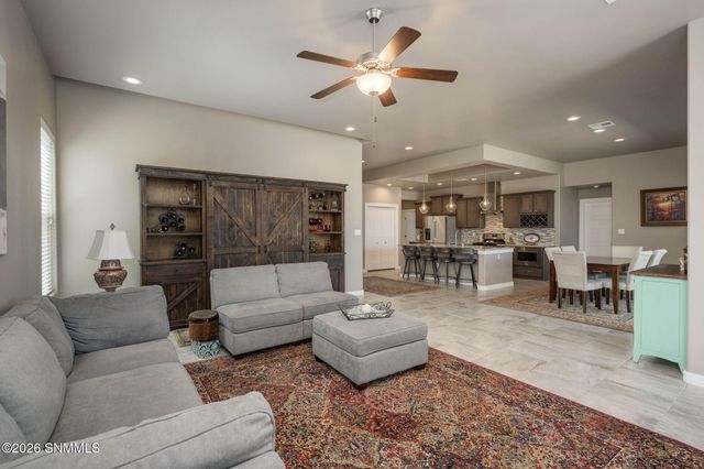 4641 Azure Hills Road, Las Cruces, NM 88011