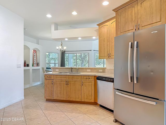 12 Kathleen Trail, Palm Coast, FL 32164