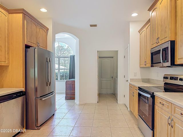 12 Kathleen Trail, Palm Coast, FL 32164