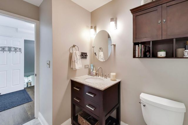 1110 Cedar Creek Drive, Lake Zurich, IL 60047