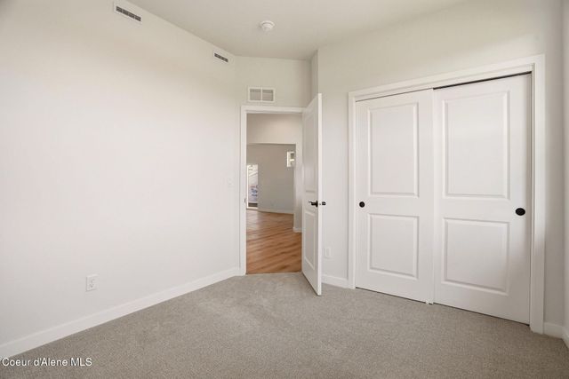 2142 W Cholet Ln, Coeur D'alene, ID 83815