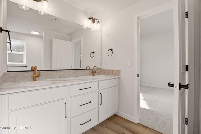 2142 W Cholet Ln, Coeur D'alene, ID 83815