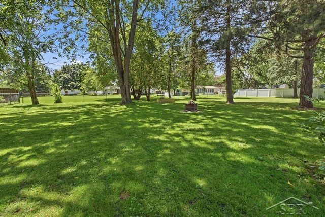 207 Church Street, Auburn, MI 48611