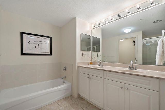 80 SURFVIEW DRIVE 216, Palm Coast, FL 32137