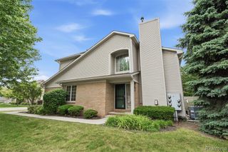 23716 Mccort Drive, Flat Rock, MI 48134