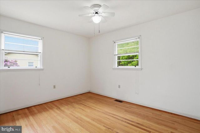 148 BAKER RD, Martinsburg, WV 25405