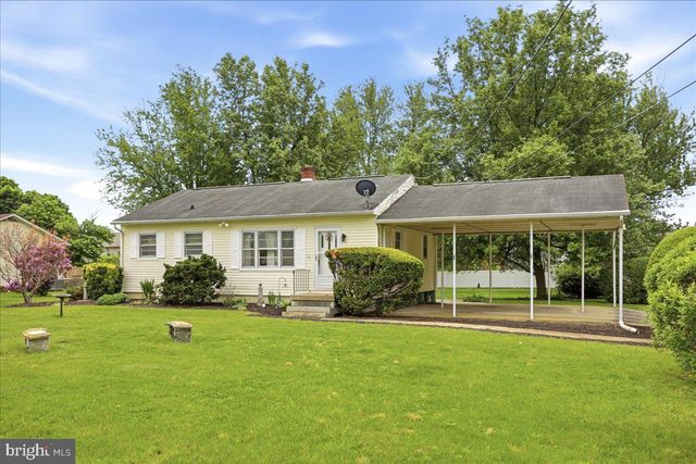 148 BAKER RD, Martinsburg, WV 25405