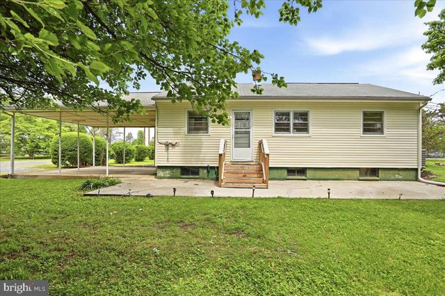 148 BAKER RD, Martinsburg, WV 25405