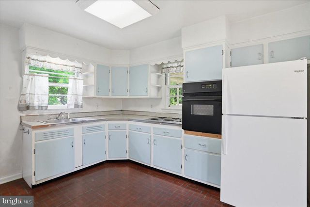 148 BAKER RD, Martinsburg, WV 25405