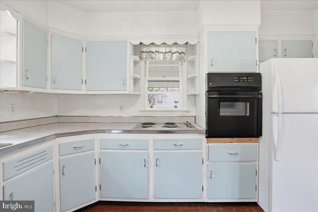 148 BAKER RD, Martinsburg, WV 25405