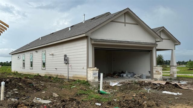 402 Dorion Lagoon Drive, Crosby, TX 77532
