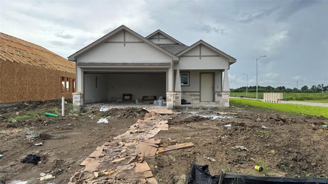 402 Dorion Lagoon Drive, Crosby, TX 77532