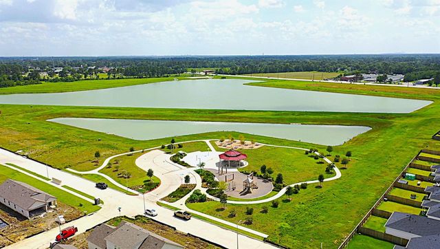402 Dorion Lagoon Drive, Crosby, TX 77532