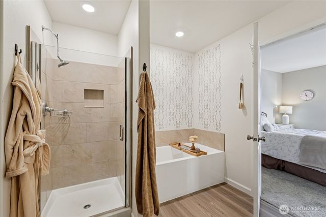 28510 78th Avenue NW, Stanwood, WA 98292