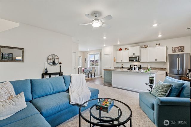 28510 78th Avenue NW, Stanwood, WA 98292