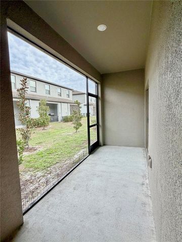 8217 CRESCENT OAKS DRIVE, New Port Richey, FL 34655