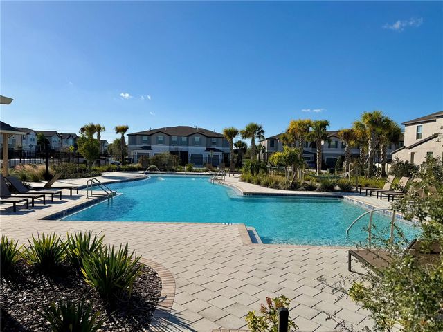 8217 CRESCENT OAKS DRIVE, New Port Richey, FL 34655