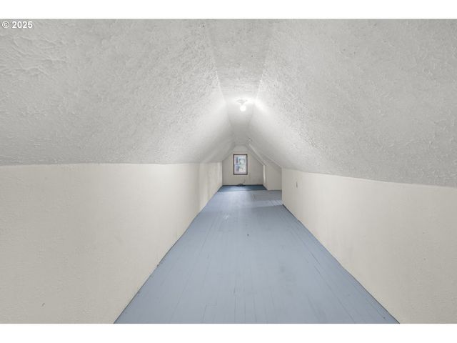 405 Ne 115TH Cir, Vancouver, WA 98685