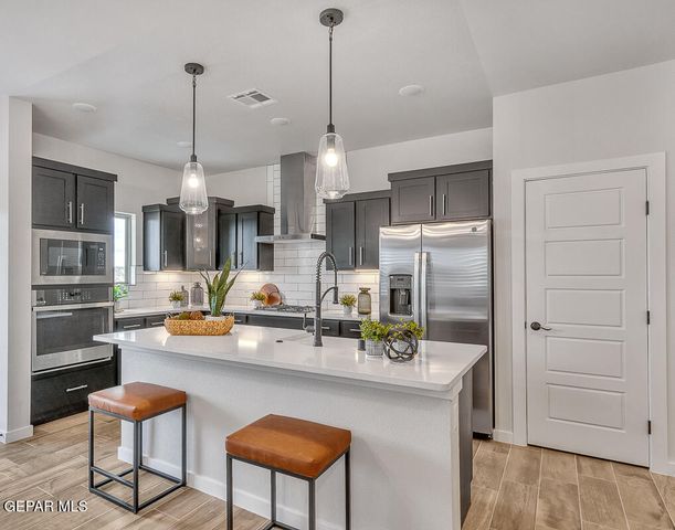 5685 Las Ramblas Avenue, El Paso, TX 79934