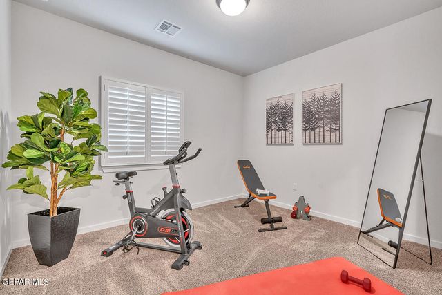 5685 Las Ramblas Avenue, El Paso, TX 79934