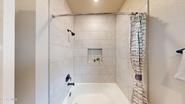 5685 Las Ramblas Avenue, El Paso, TX 79934